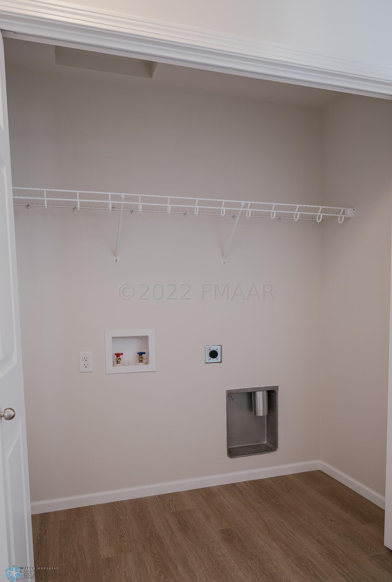 1A0A1217-HDR