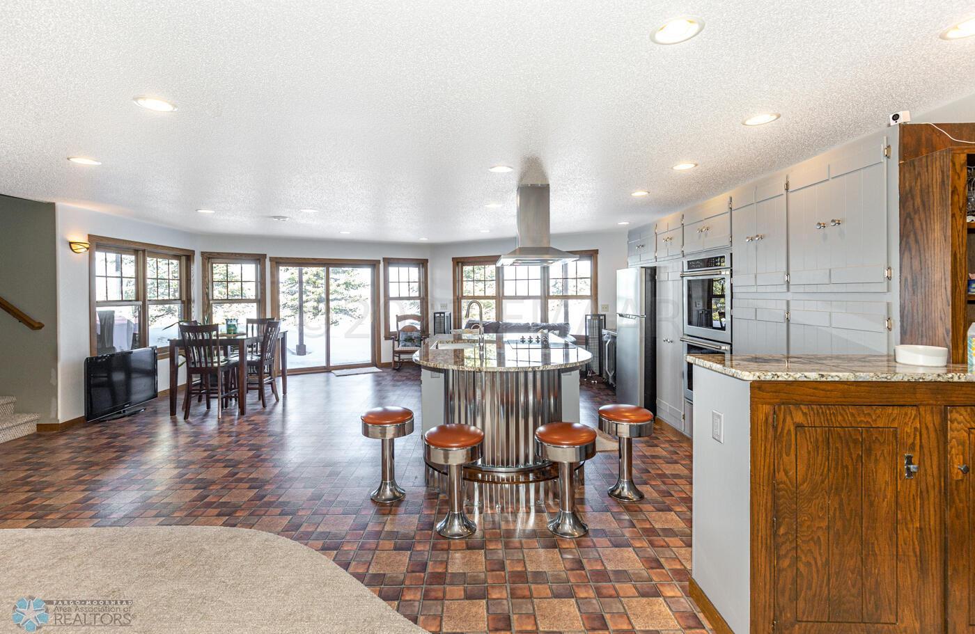 Lower Level Dining/Kitchen