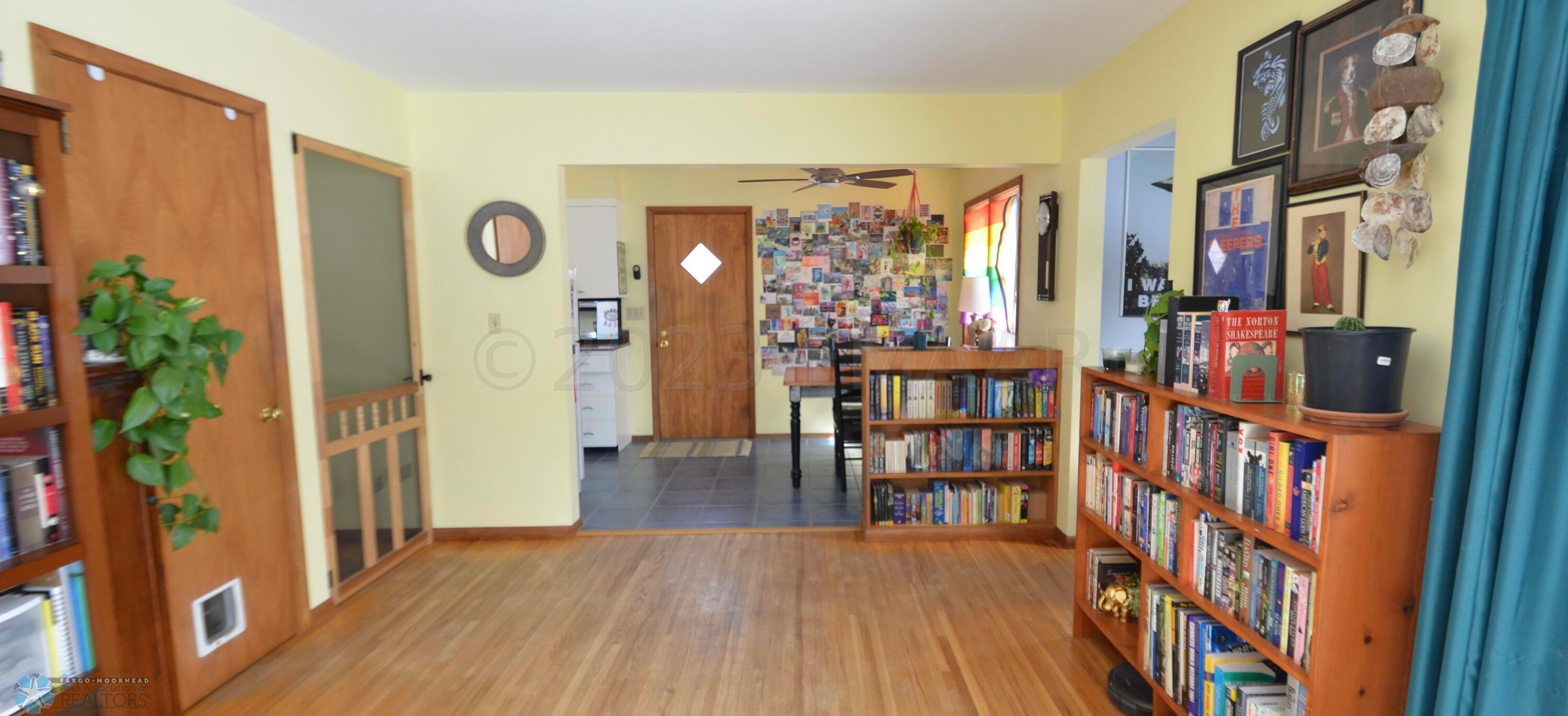 Living Room to Dinig