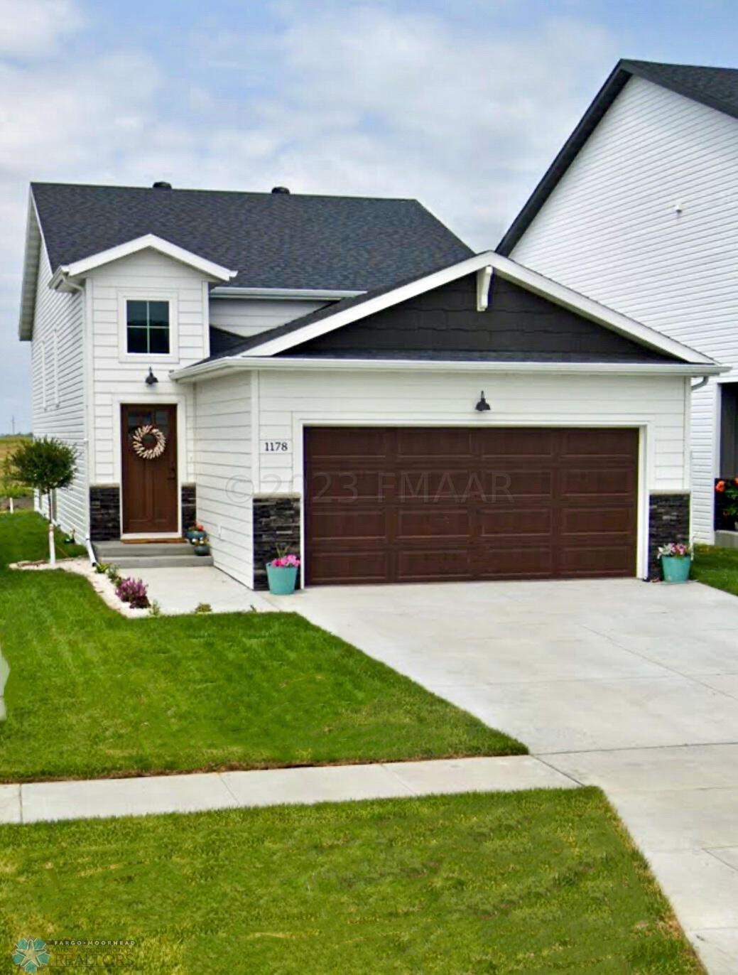 1178 Albert Court