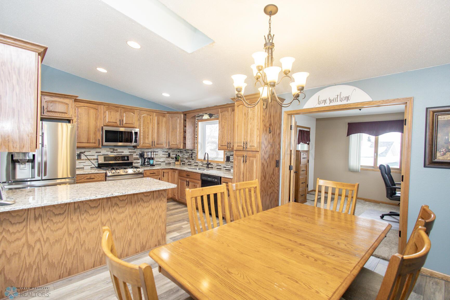 Kitchen/Dining