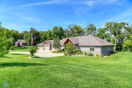 25077 LABRADOR BCH Trail, Pelican Rapids, MN 56572