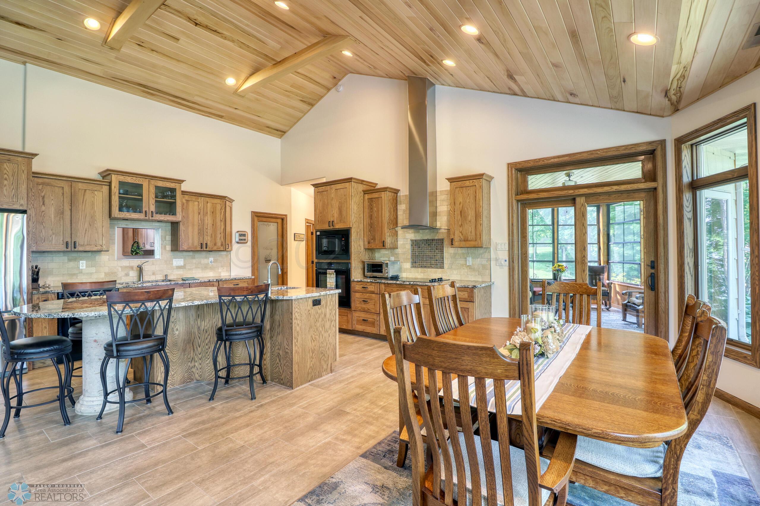 Dining Area1_3 (2)