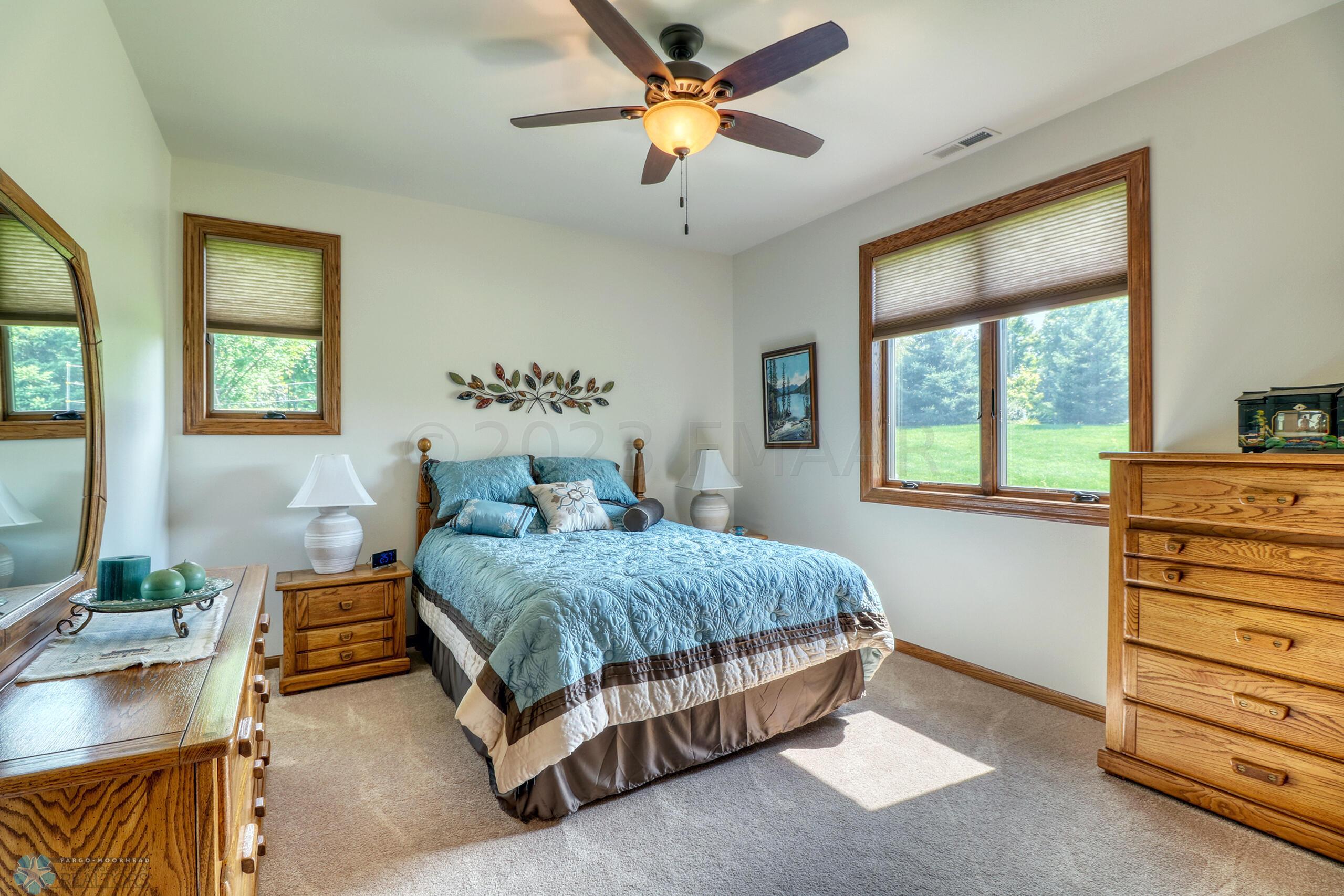 Bedroom1_1 (5)