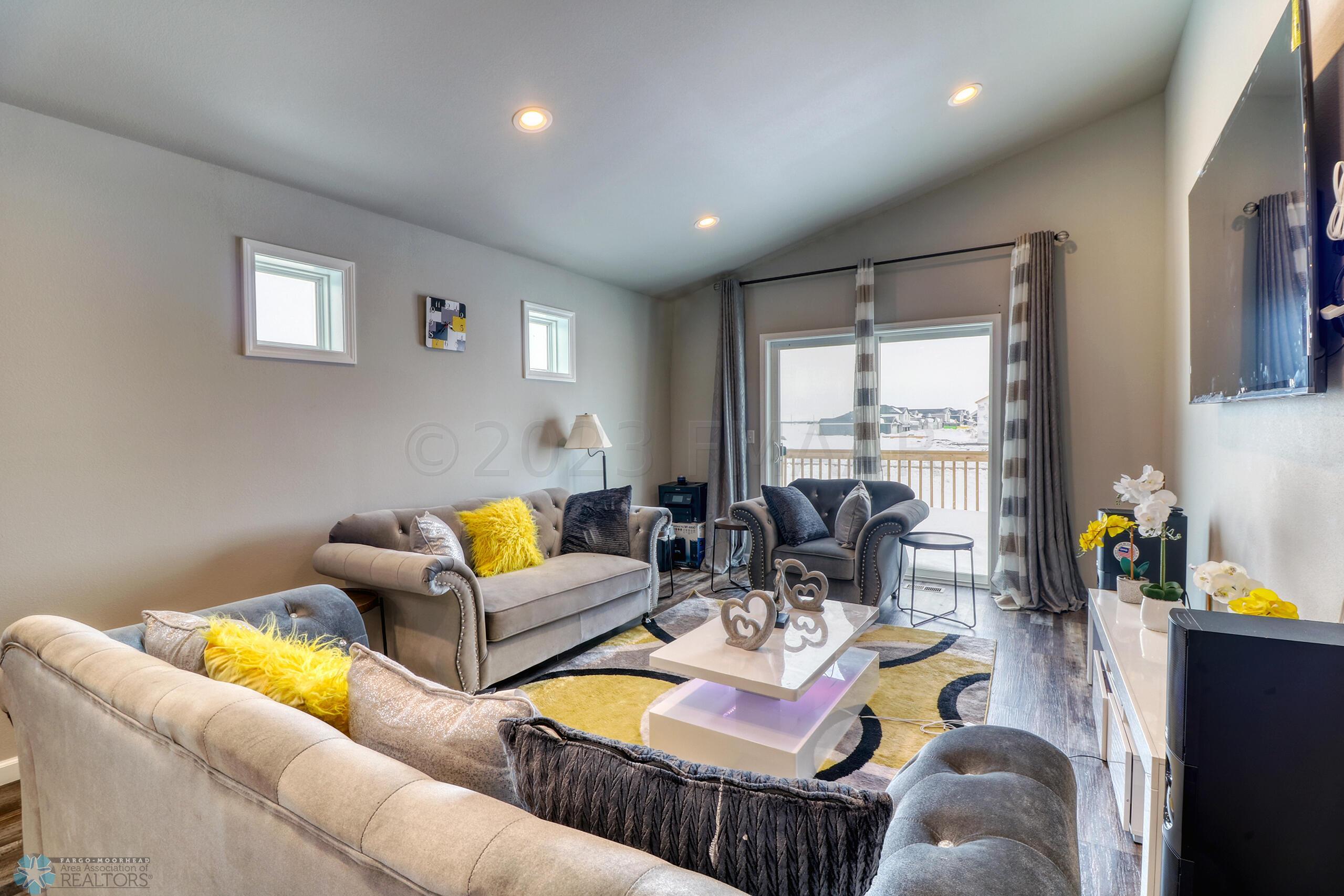 Living Area1_1