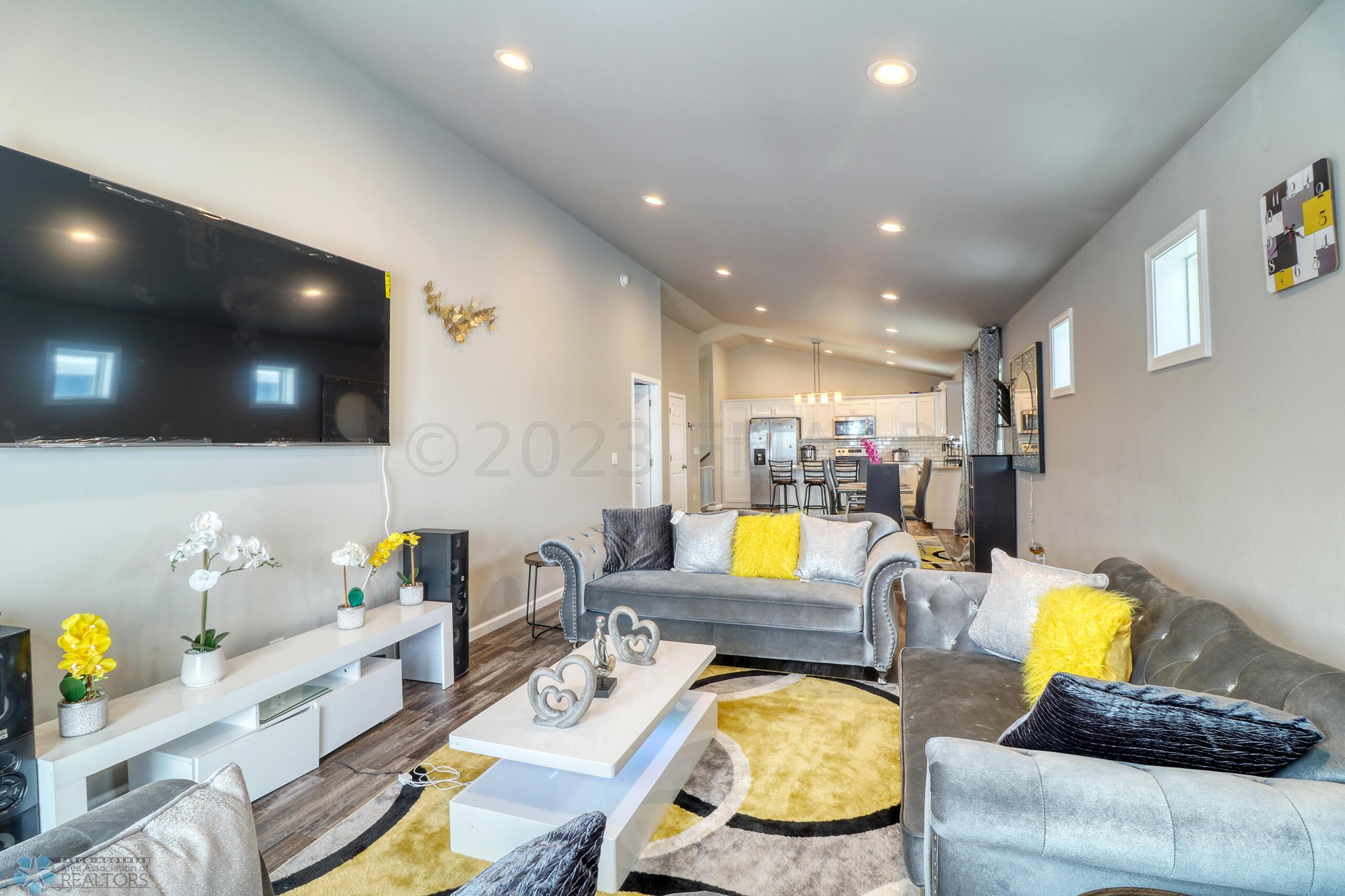Living Area1_2