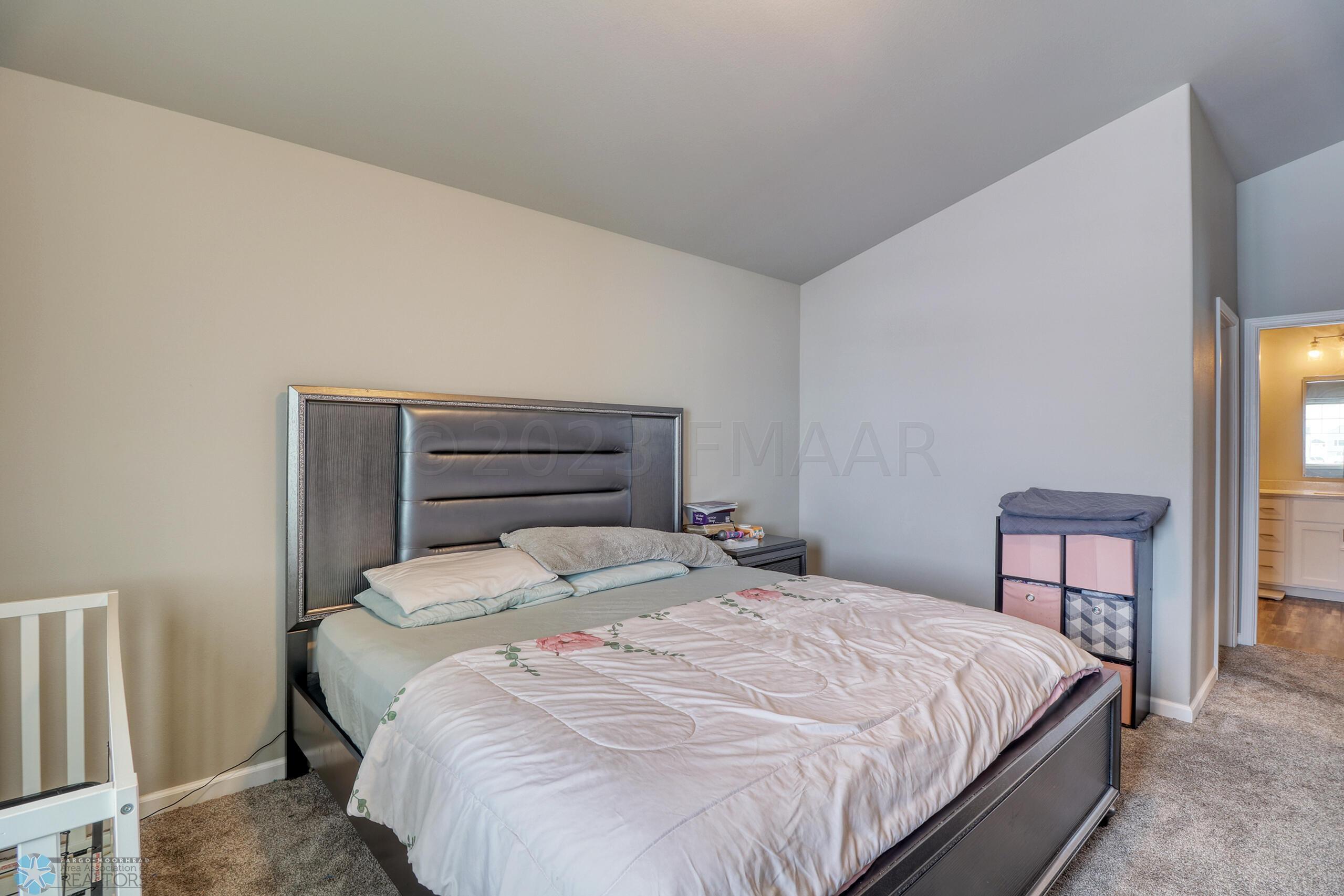 Master Bedroom1_1