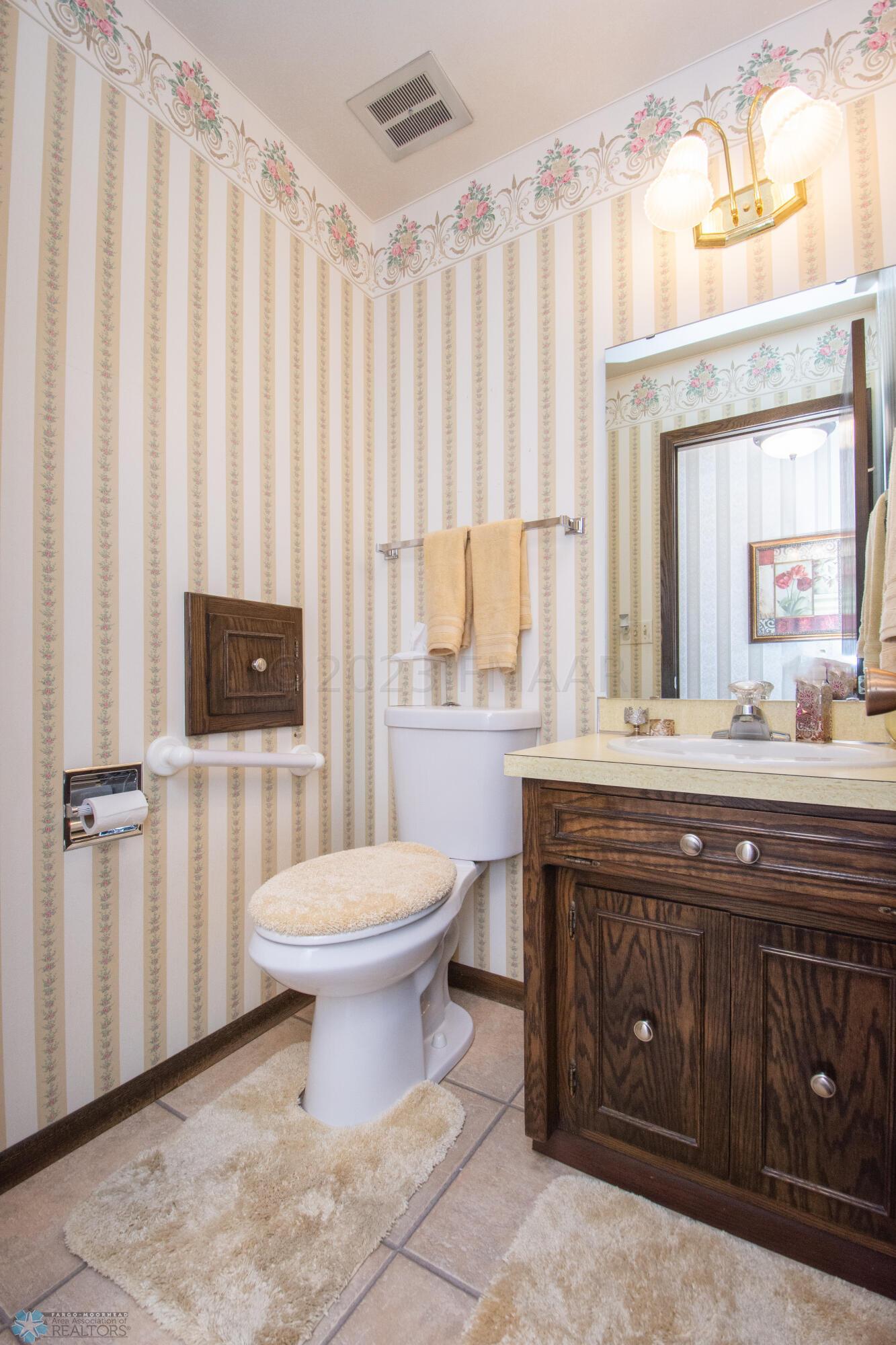 Main Floor Bathroom