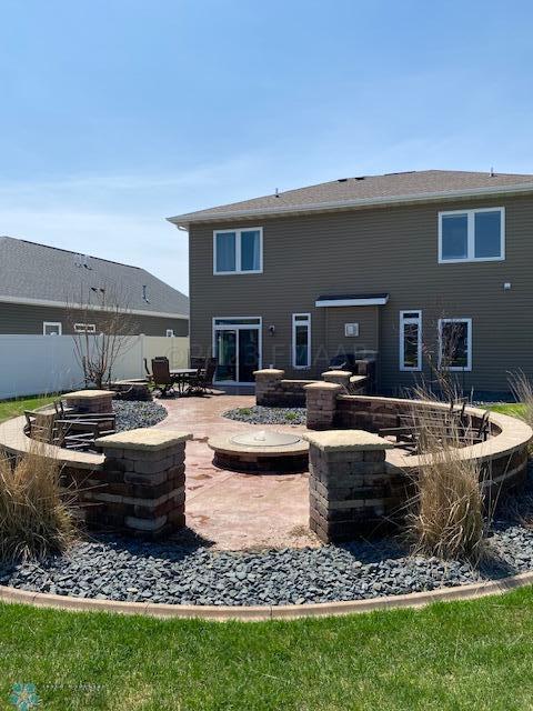 Patio area with fire pit