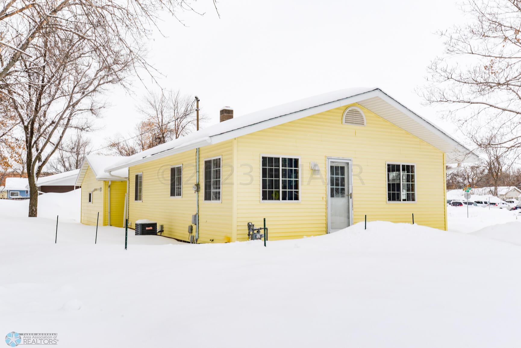 Rear/Side Exterior