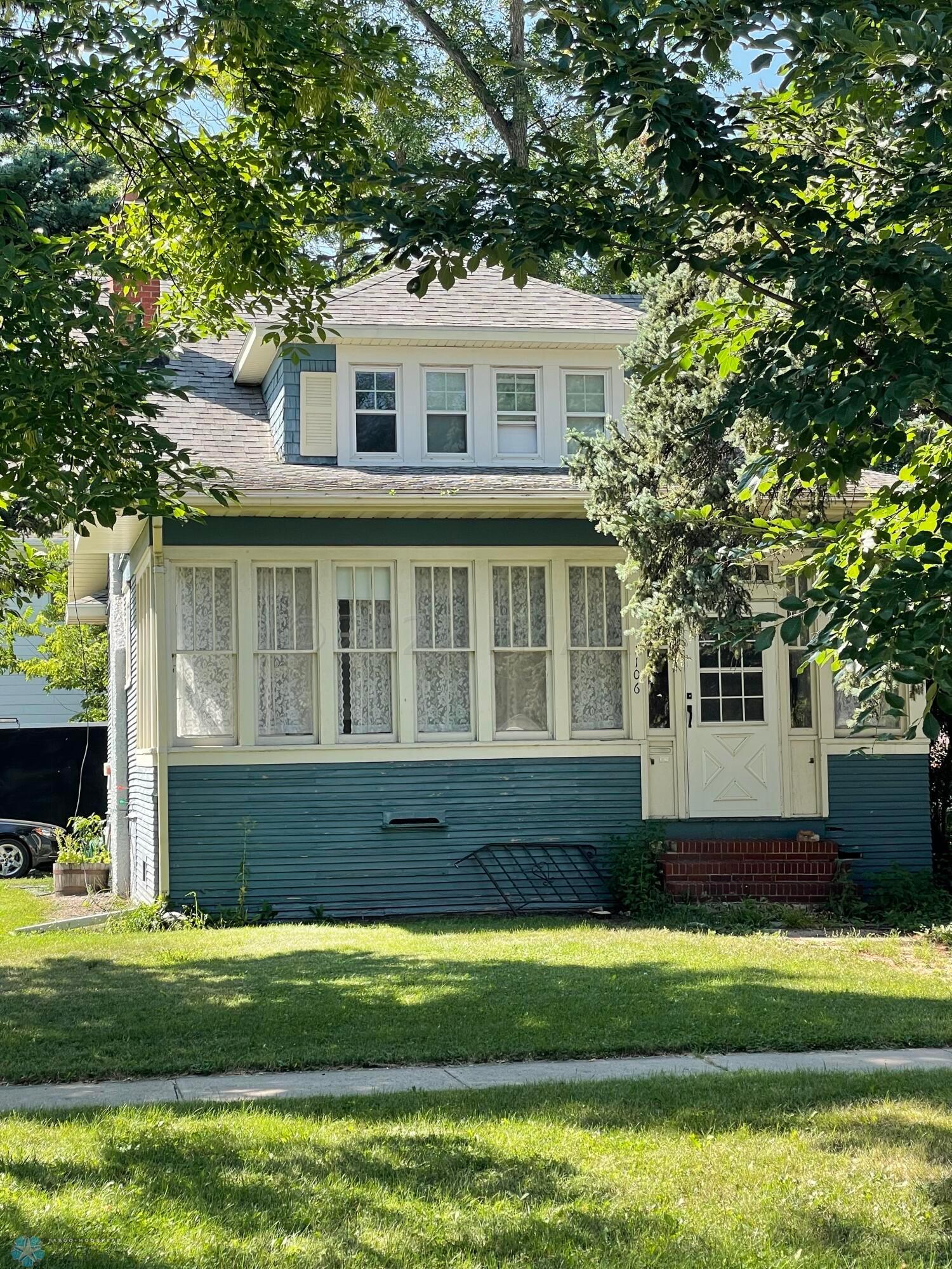 Property photo for 1106 COLLEGE Street N, Fargo, ND 58102