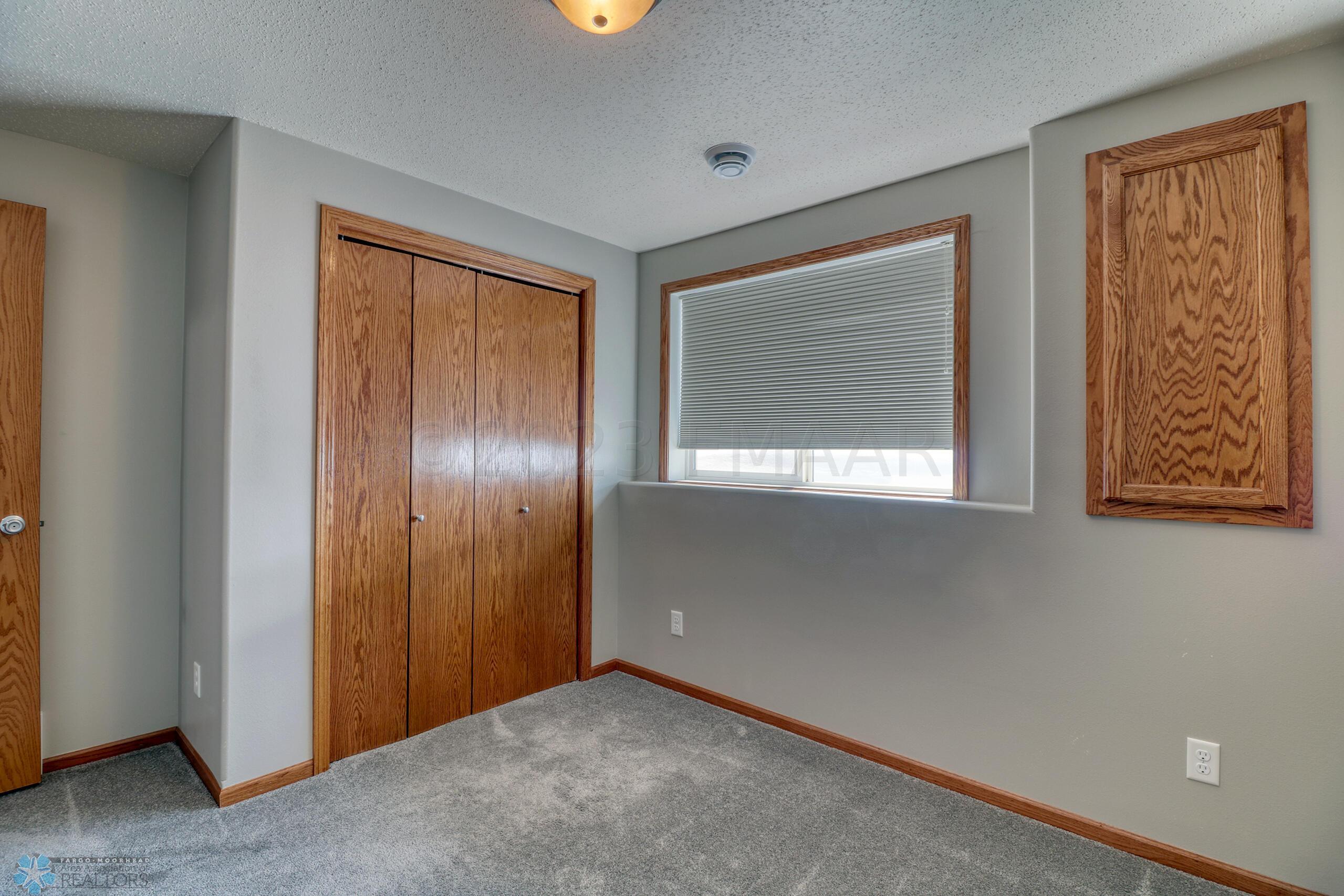 Basement Bedroom2_2