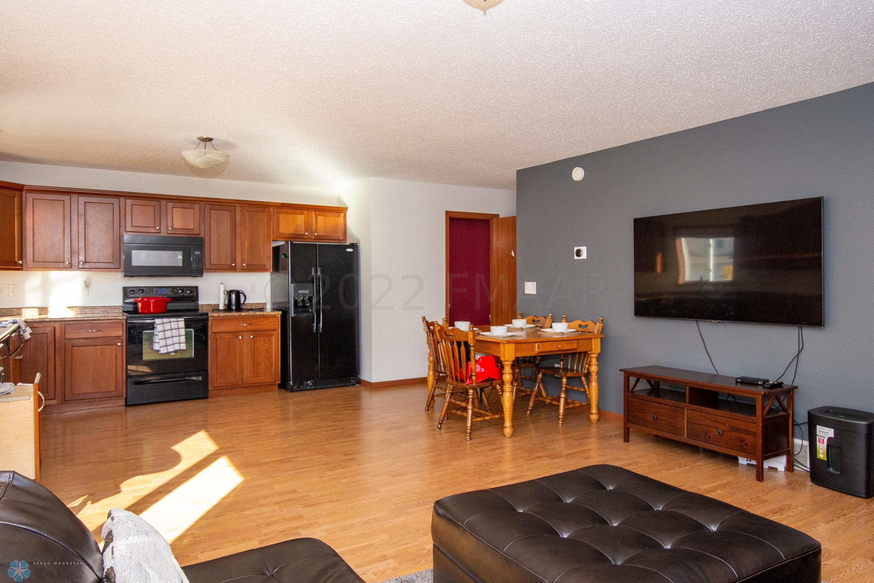 Living Room/Kitchen