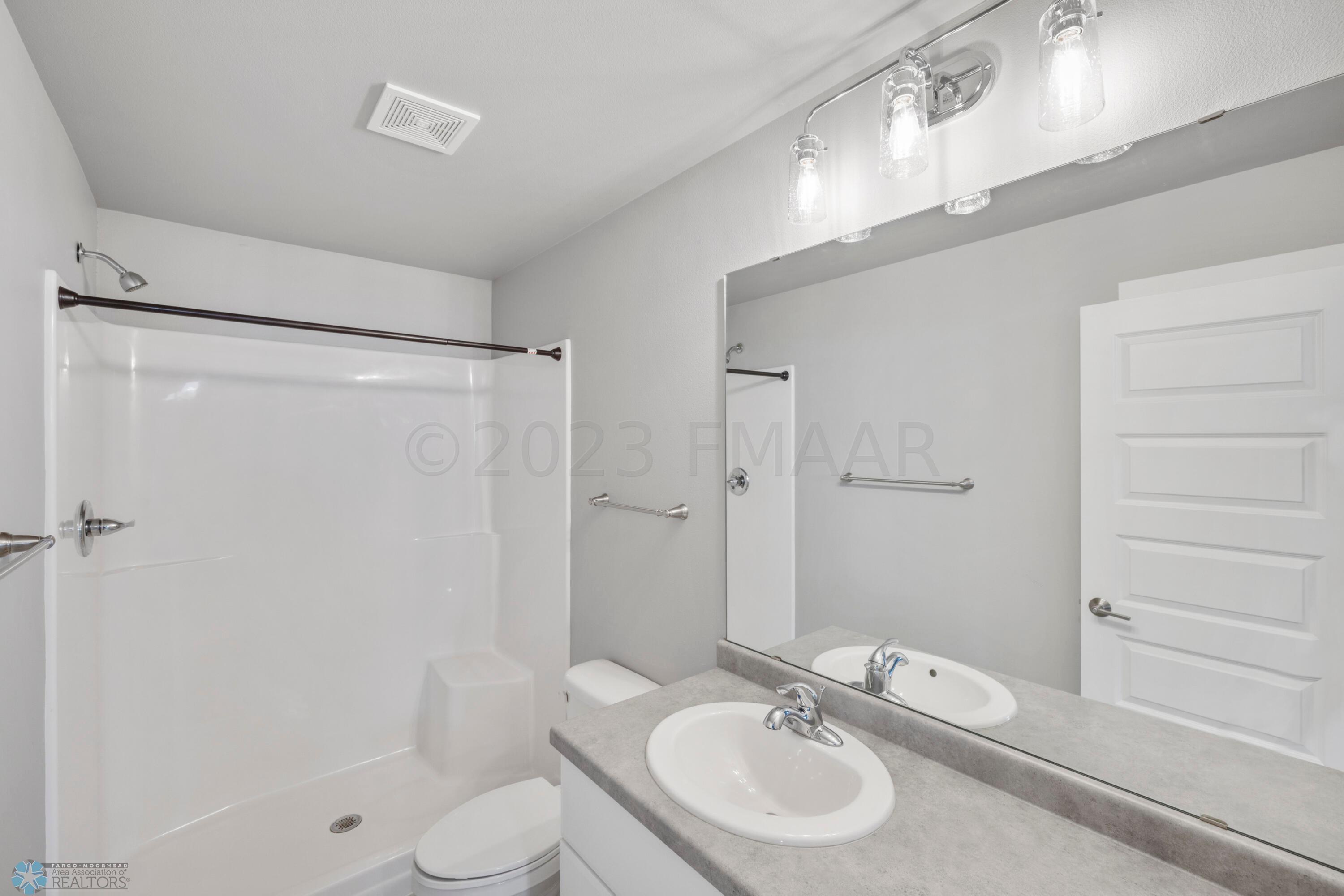 Lower Full Bath