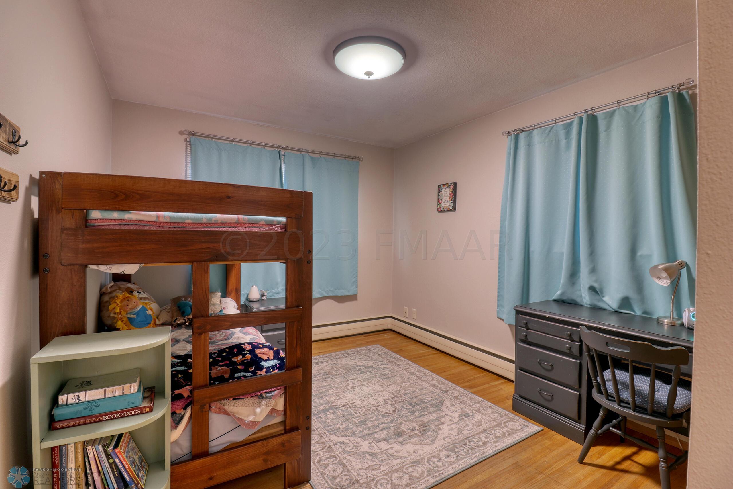 Bedroom1_0
