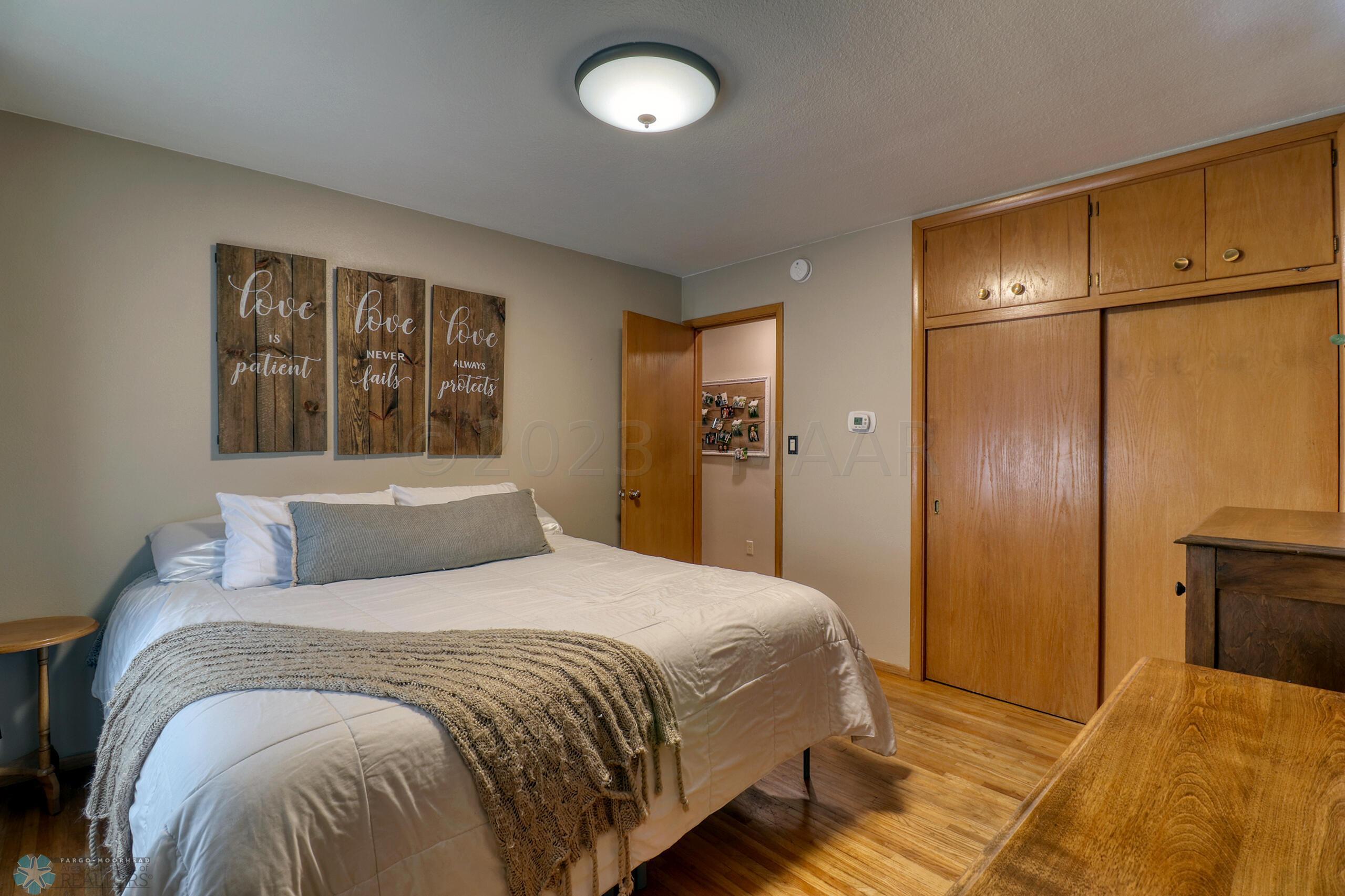 Bedroom2_2