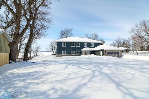 22352 LINDEN PARK Road, Detroit Lakes, MN 56501
