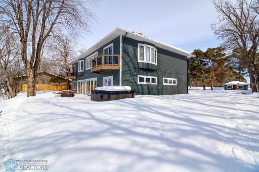 22352 LINDEN PARK Road, Detroit Lakes, MN 56501