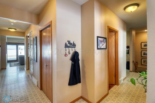 22352 LINDEN PARK Road, Detroit Lakes, MN 56501