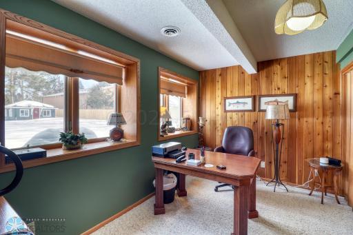 22352 LINDEN PARK Road, Detroit Lakes, MN 56501
