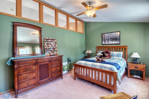 22352 LINDEN PARK Road, Detroit Lakes, MN 56501