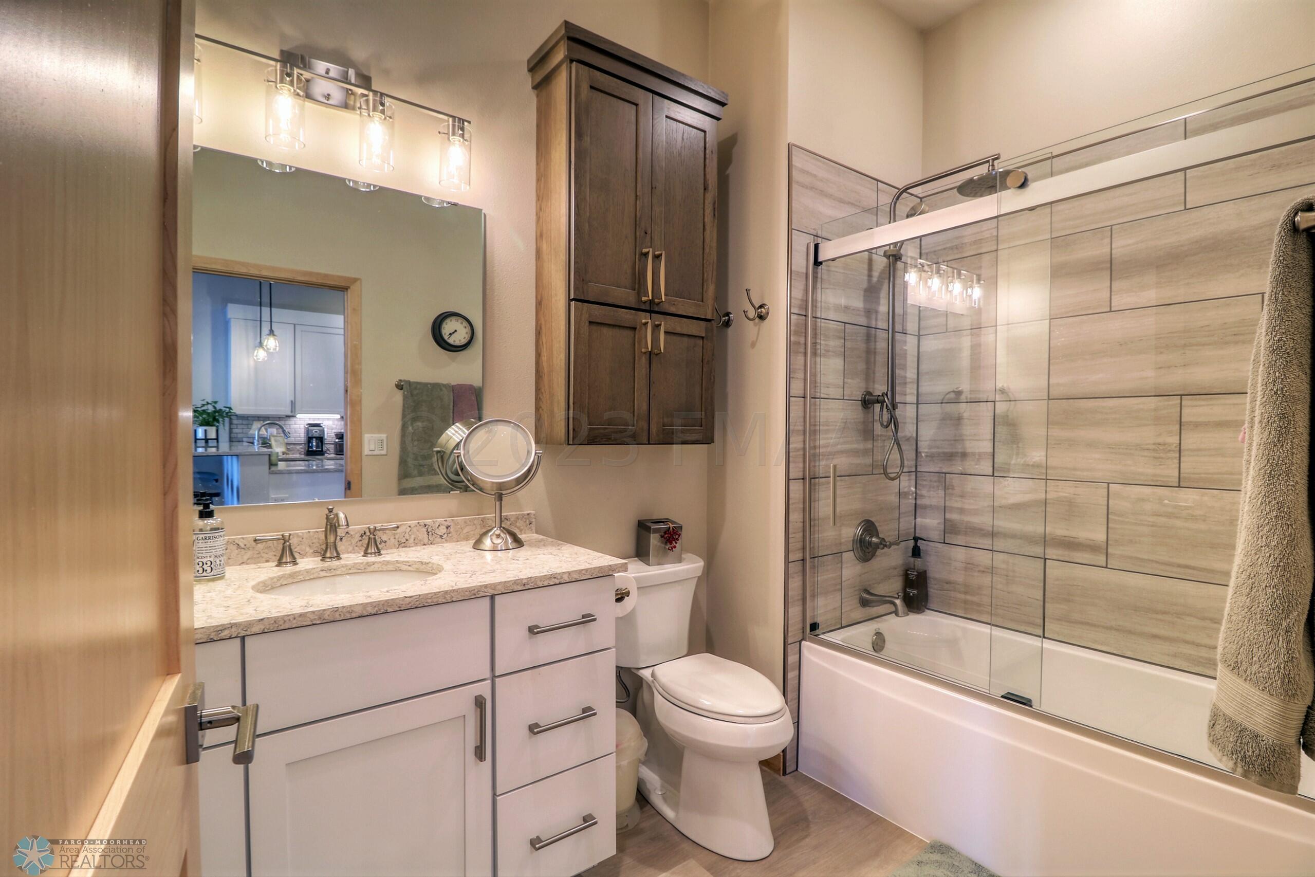 Bathroom1_1