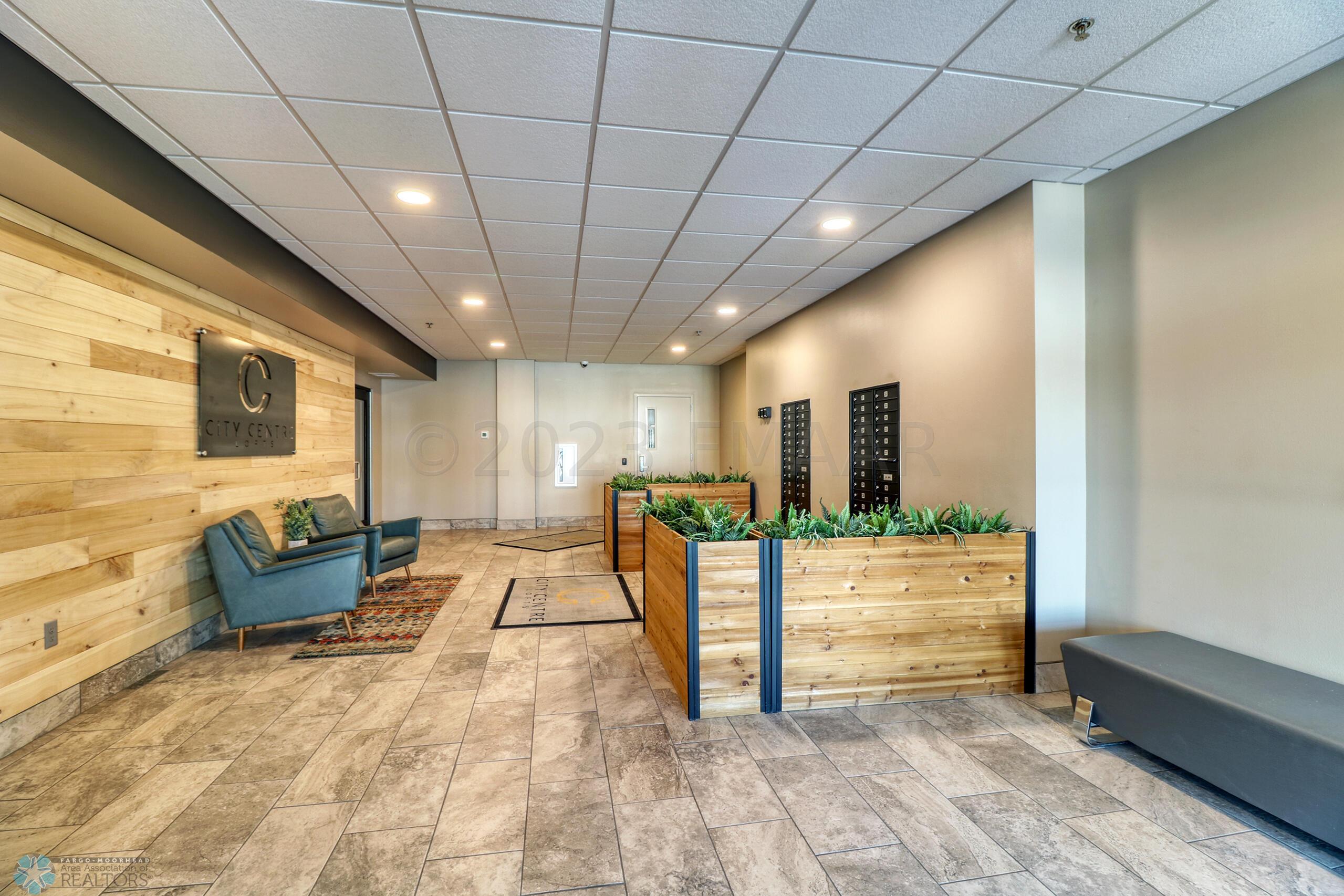 Lobby1_1