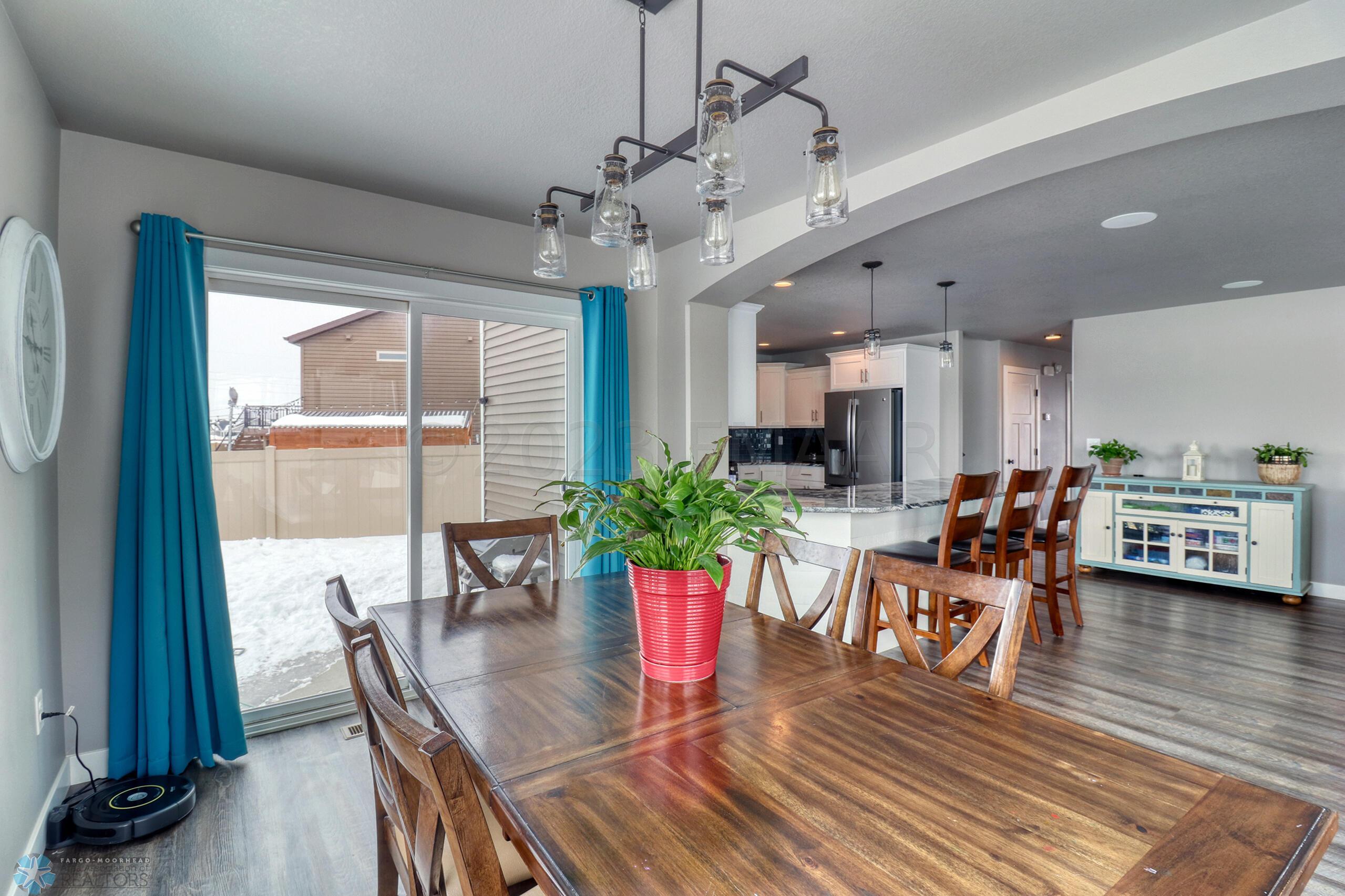 Dining Area1_3