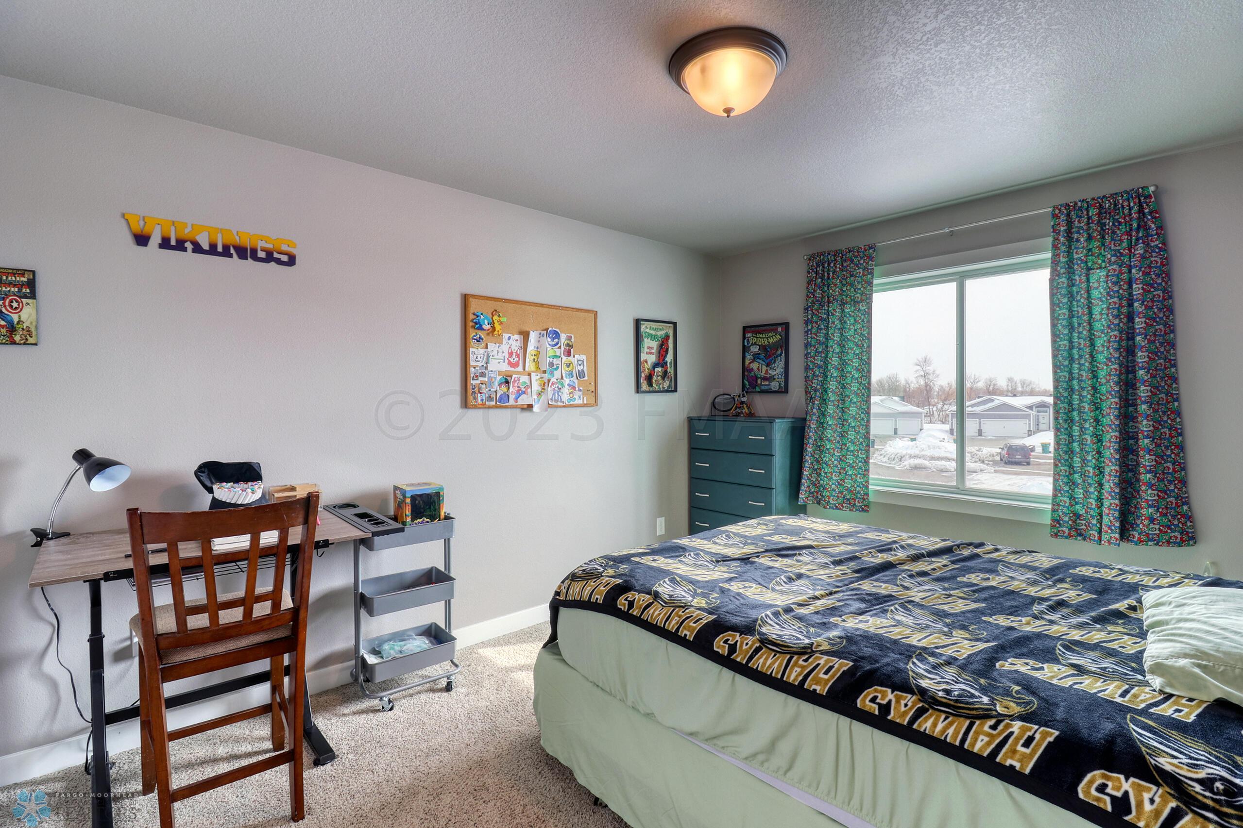 Upstairs Bedroom3_1