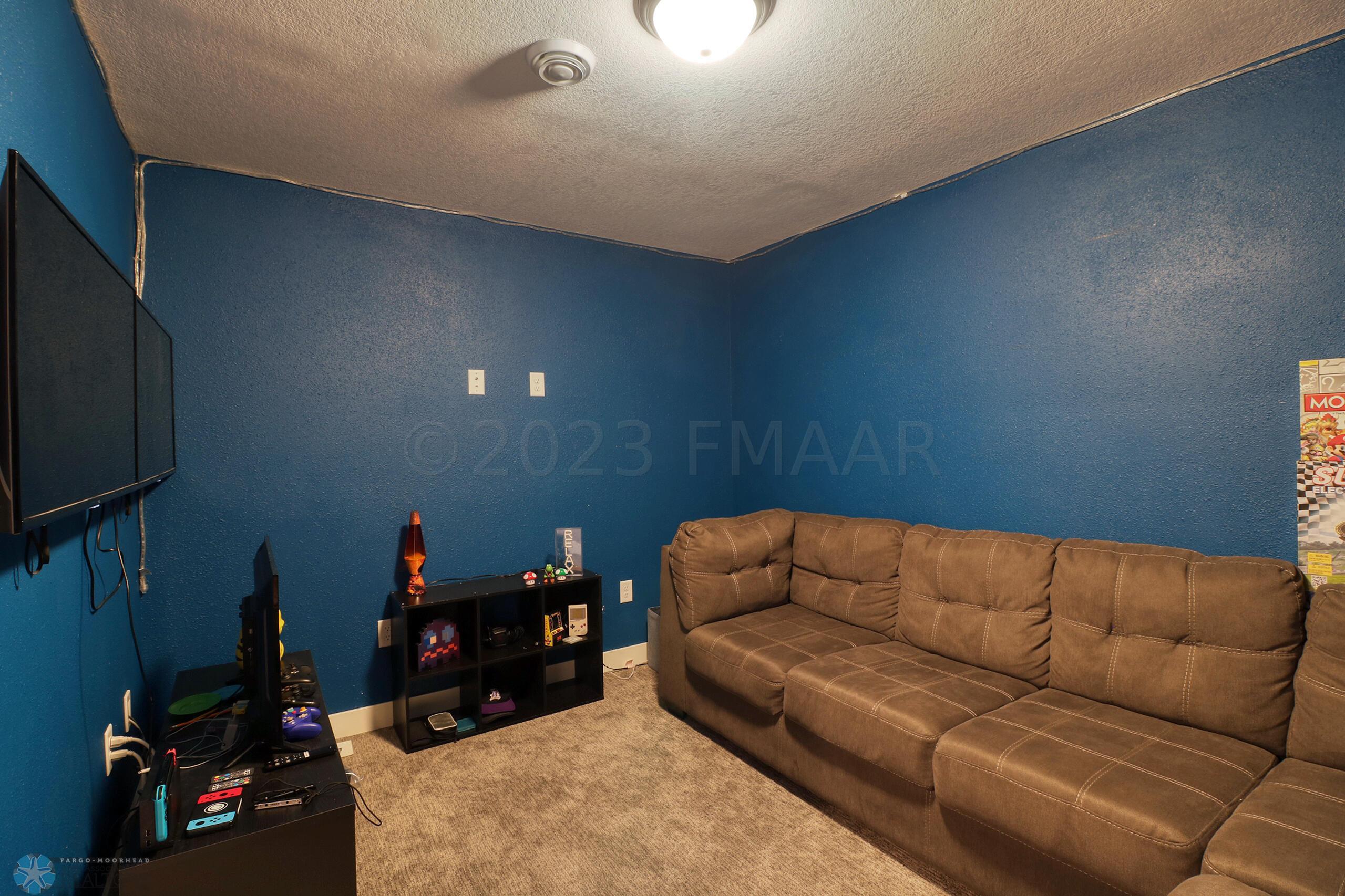 Basement Gameroom1_1