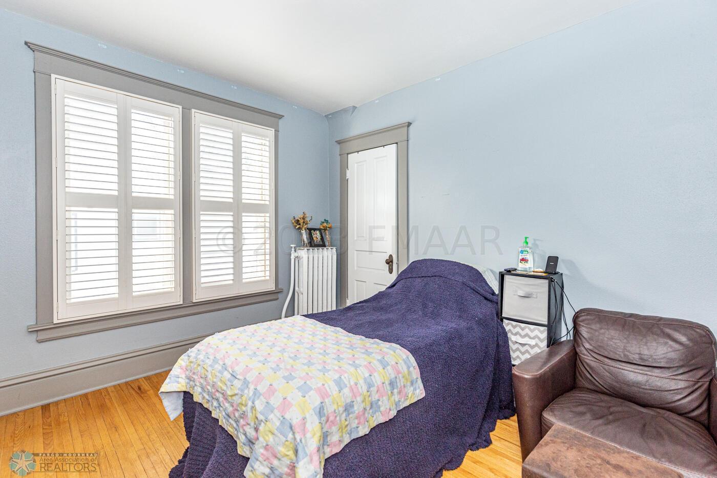 Upstairs bed 2
