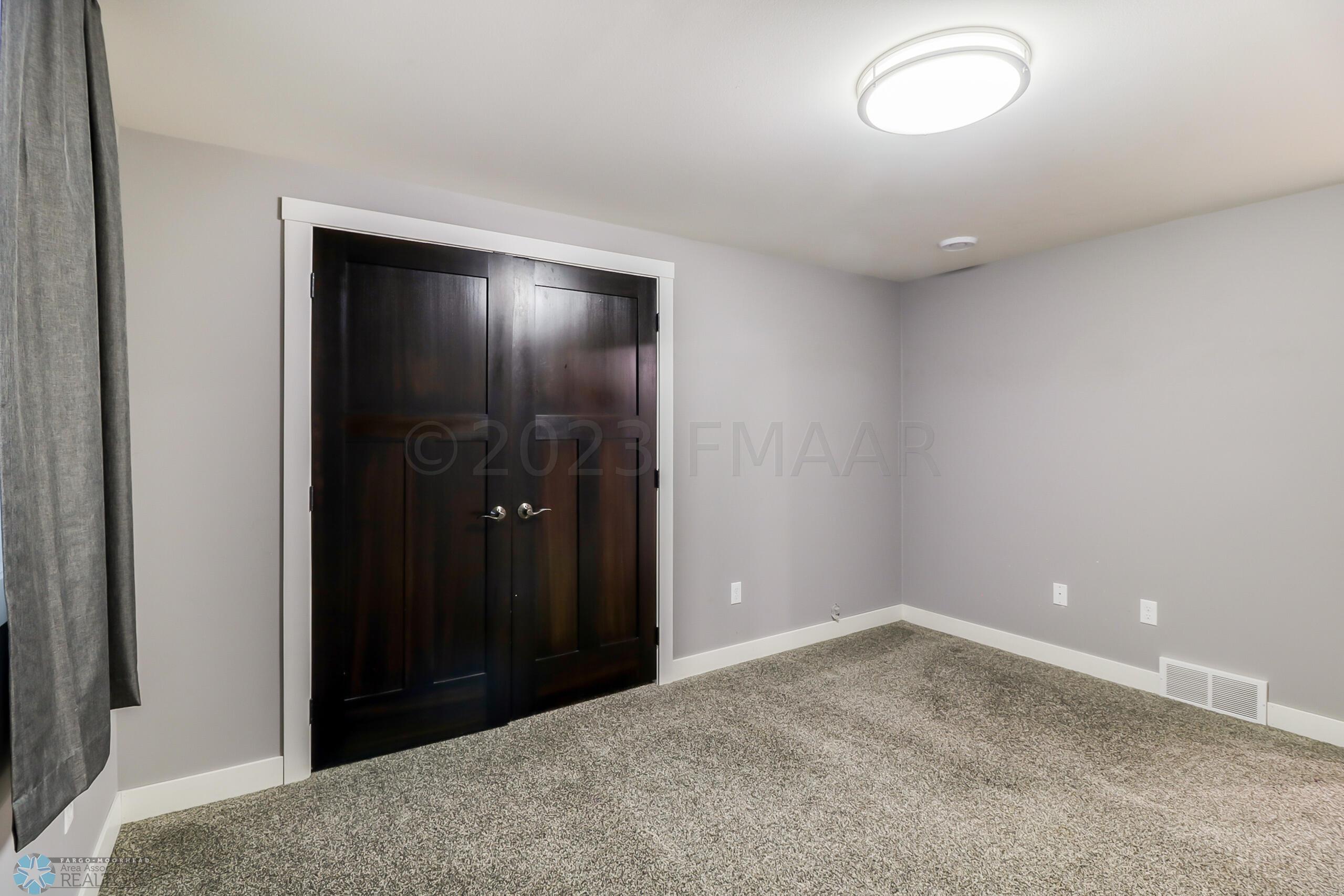Basement Bedroom3_2