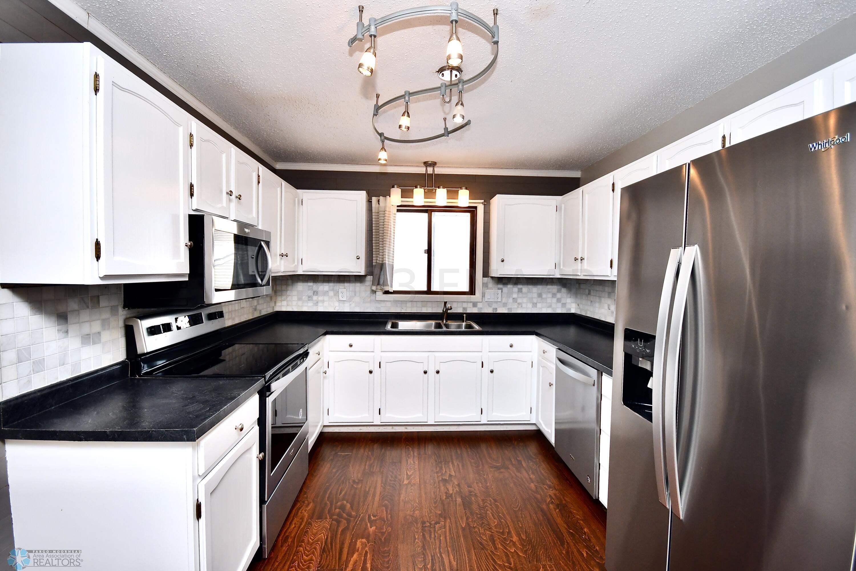 2611 18th St S Fargo
