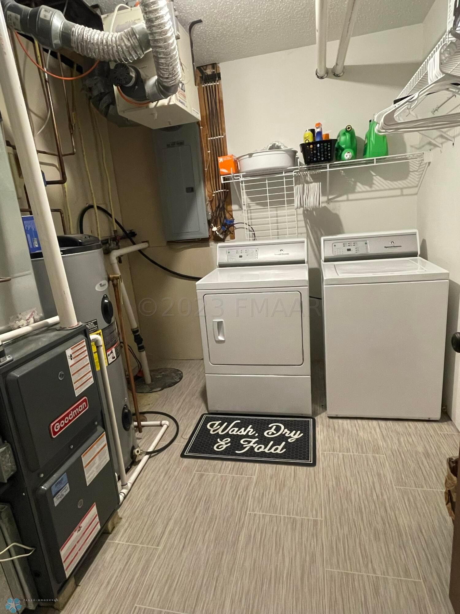 16 Laundry Room