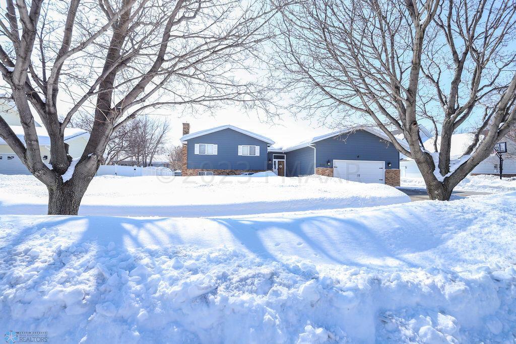 1508 39th Ave S, Fargo