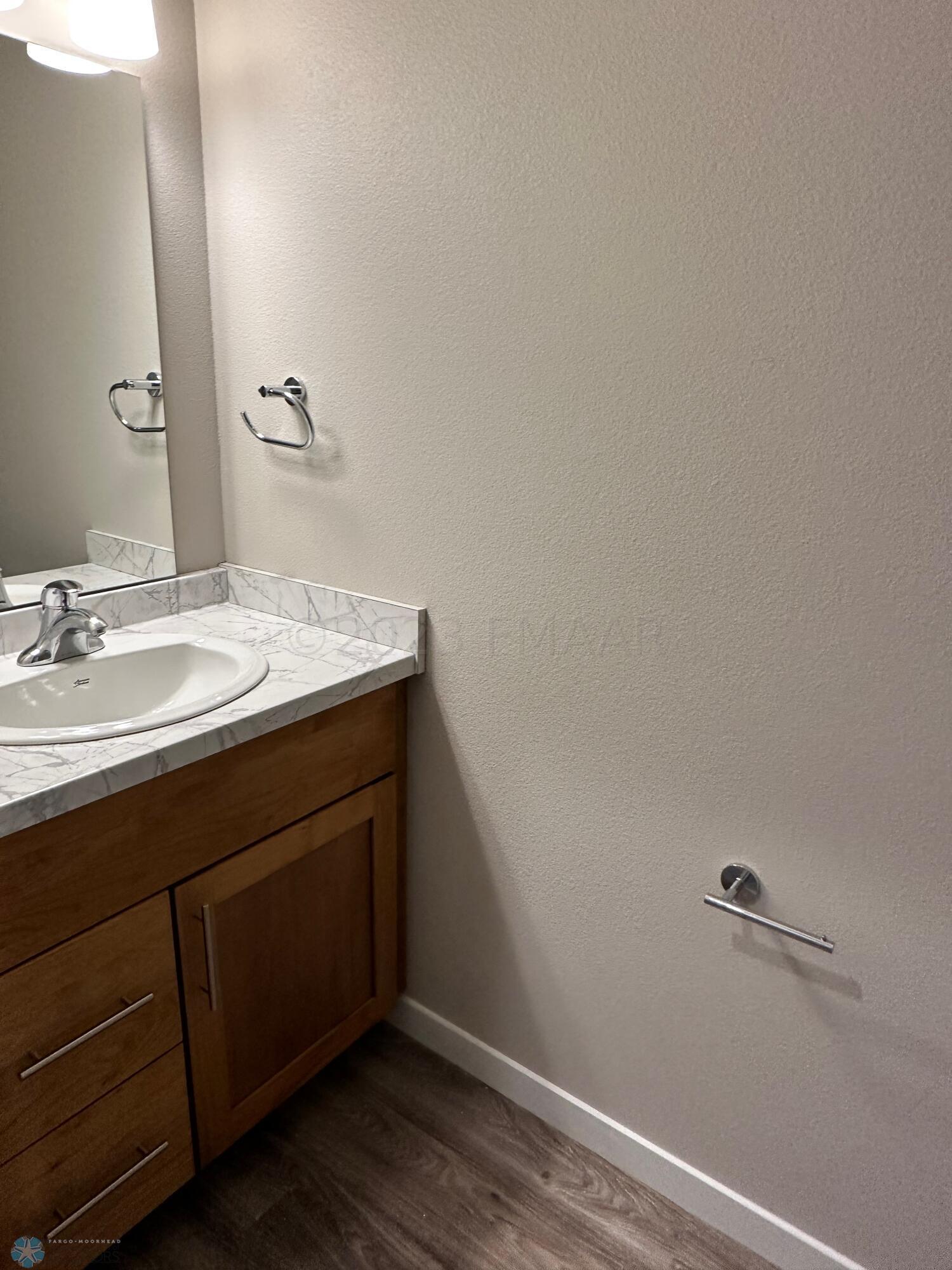 1/2 Bathroom