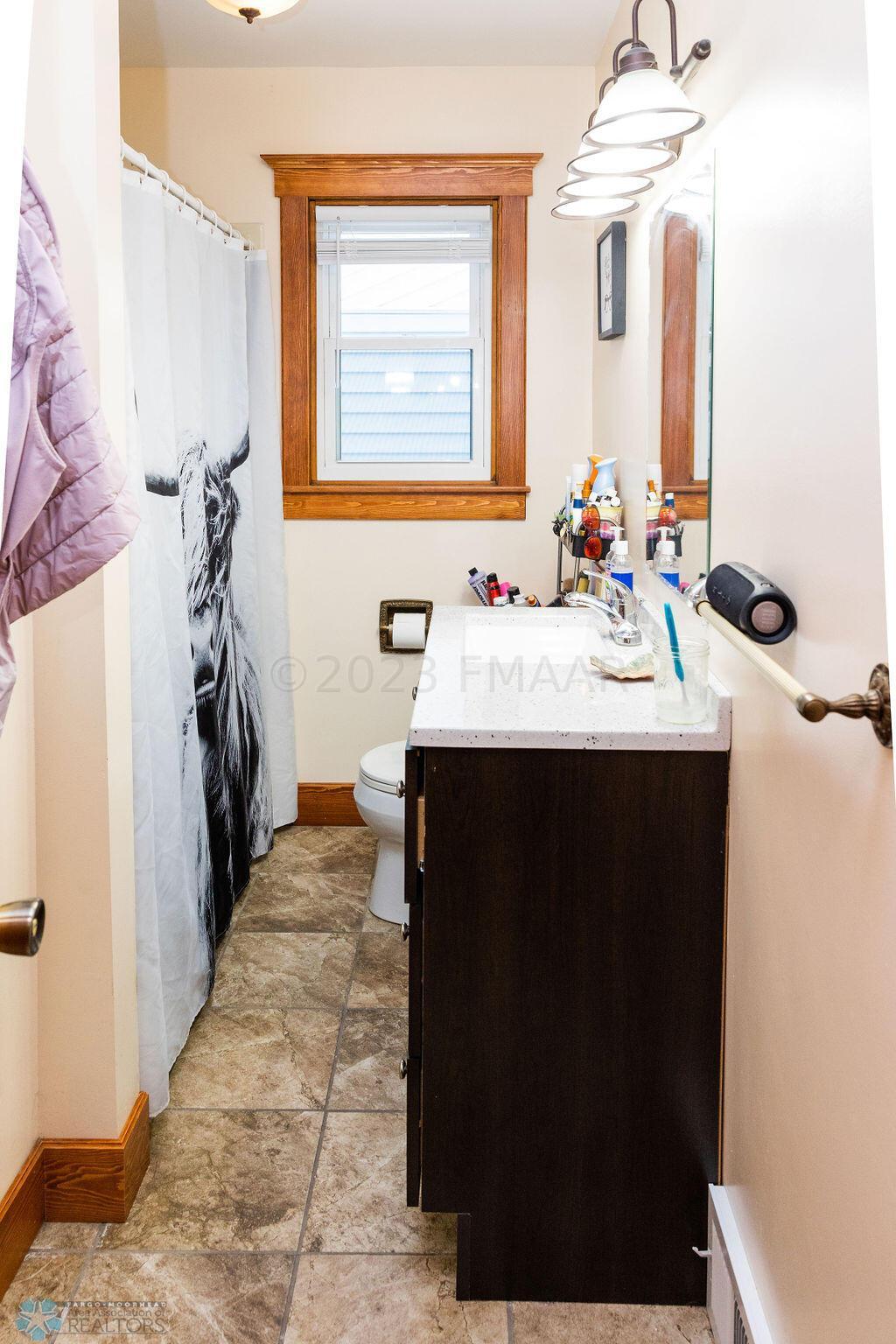 Full bathroom