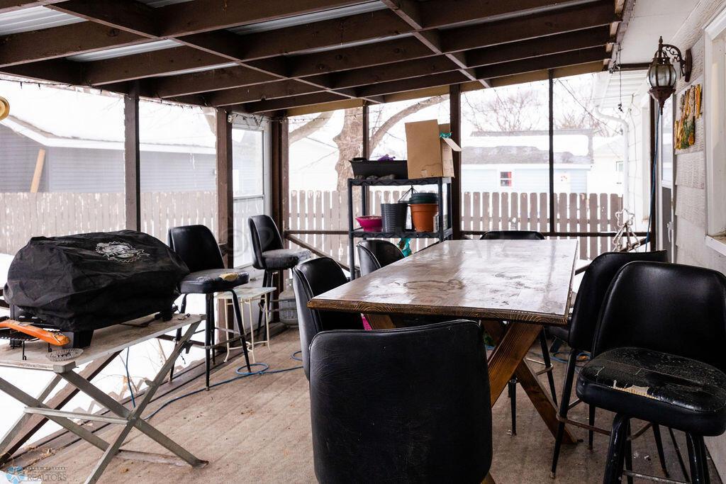 3 season porch