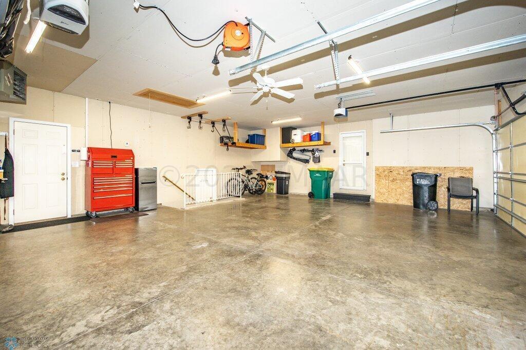 garage