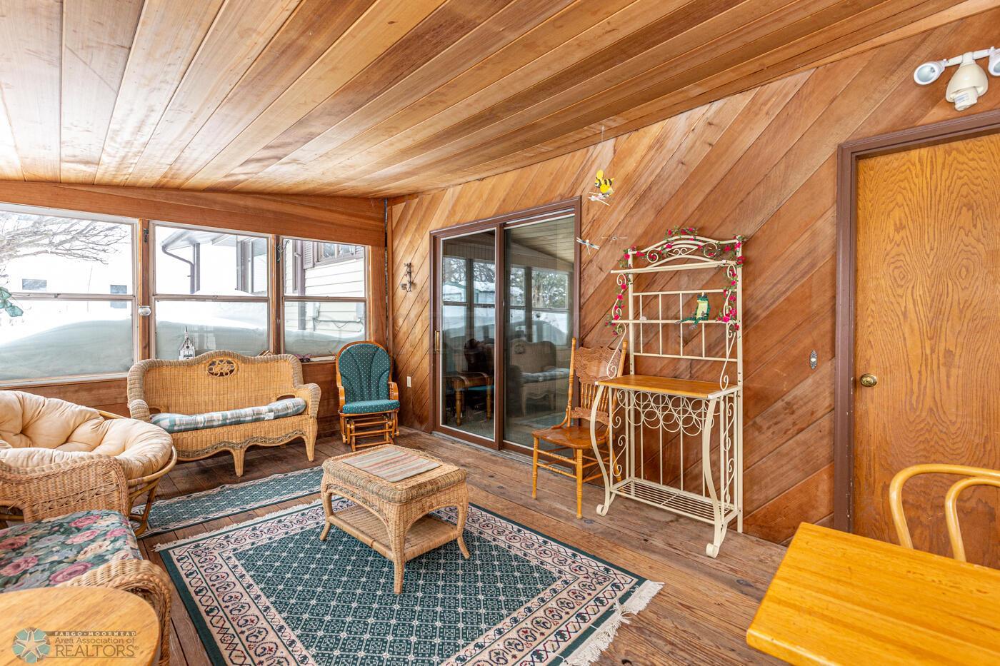 11'x17' 3 Season Porch