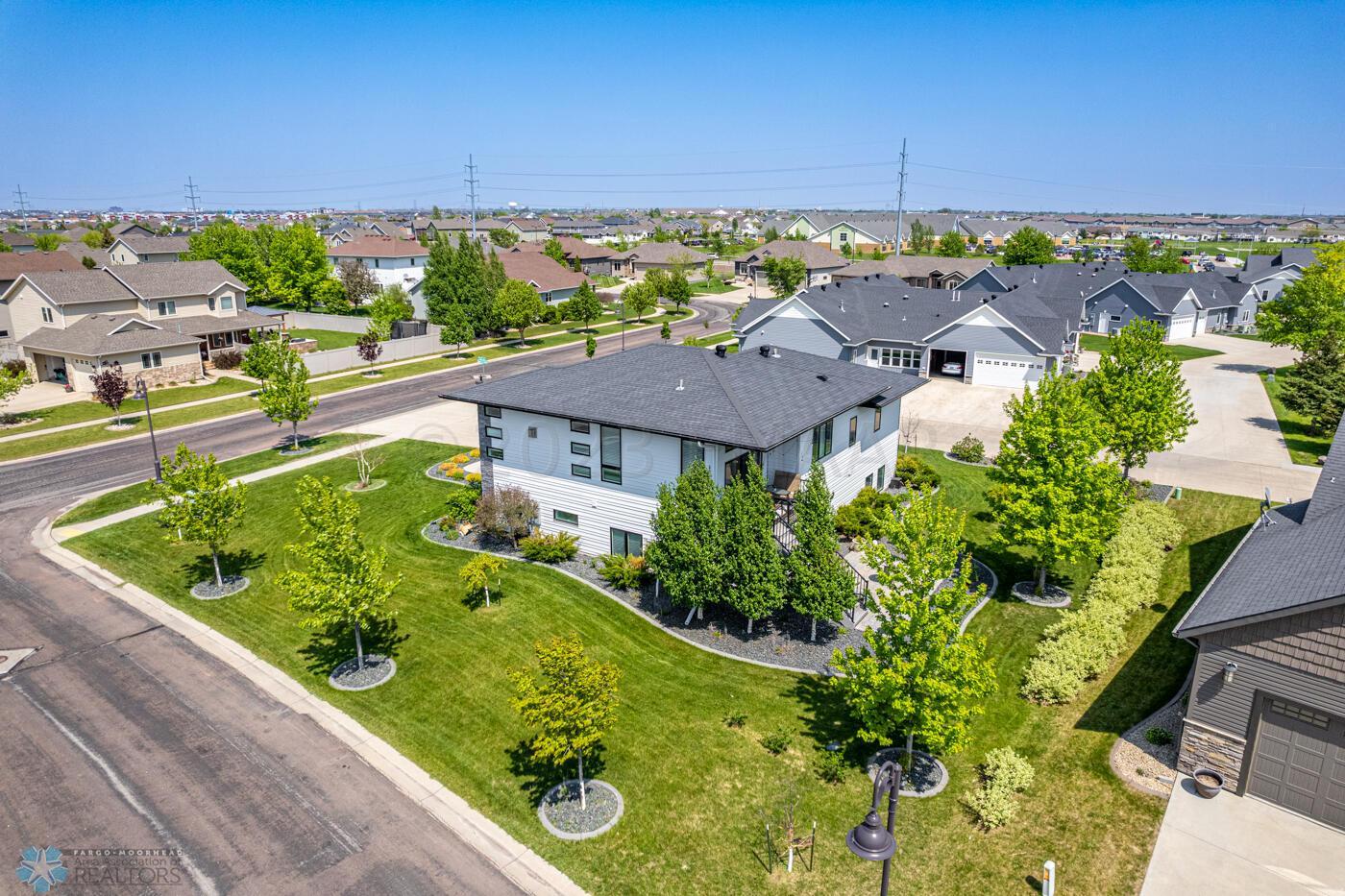 Large Front & Side Yard