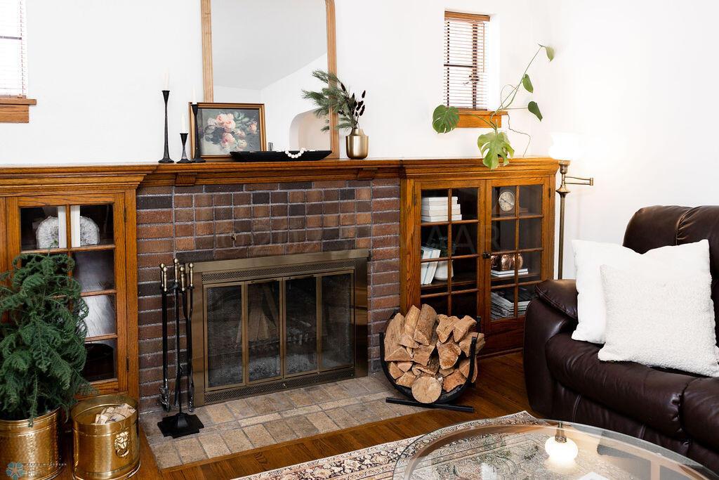 Wood fireplace