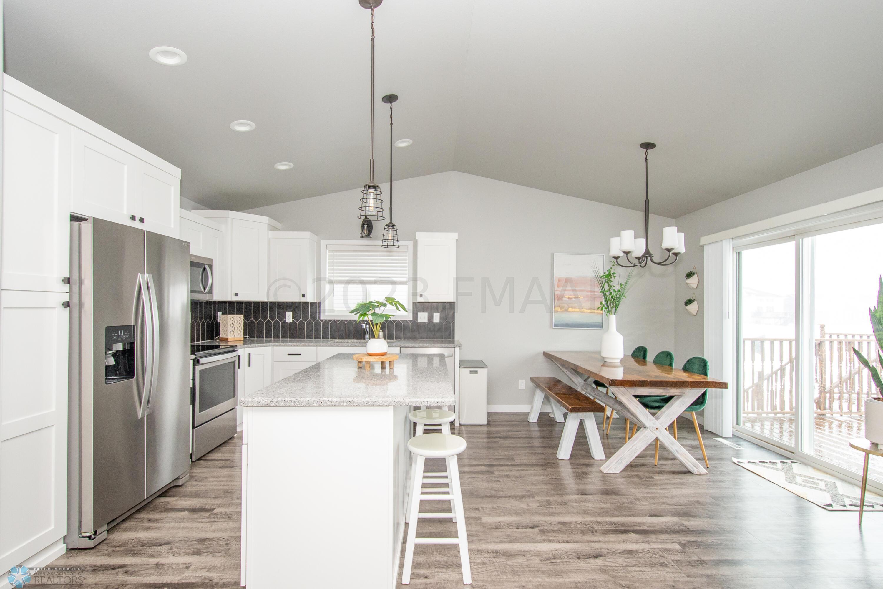 Kitchen/Dining