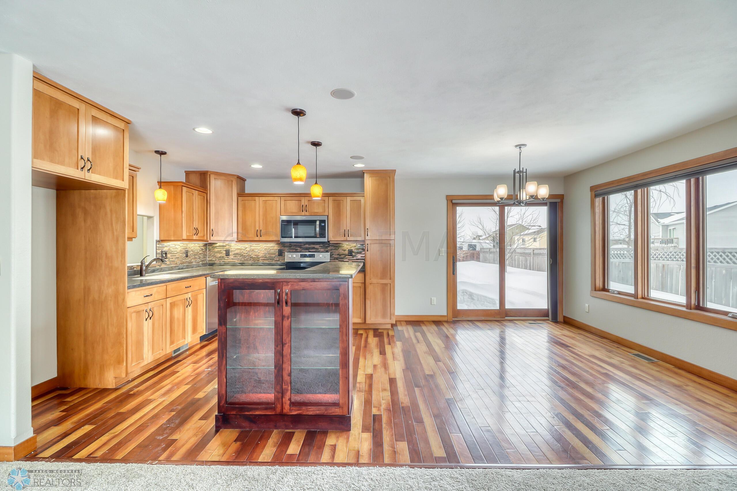 Kitchen1_0