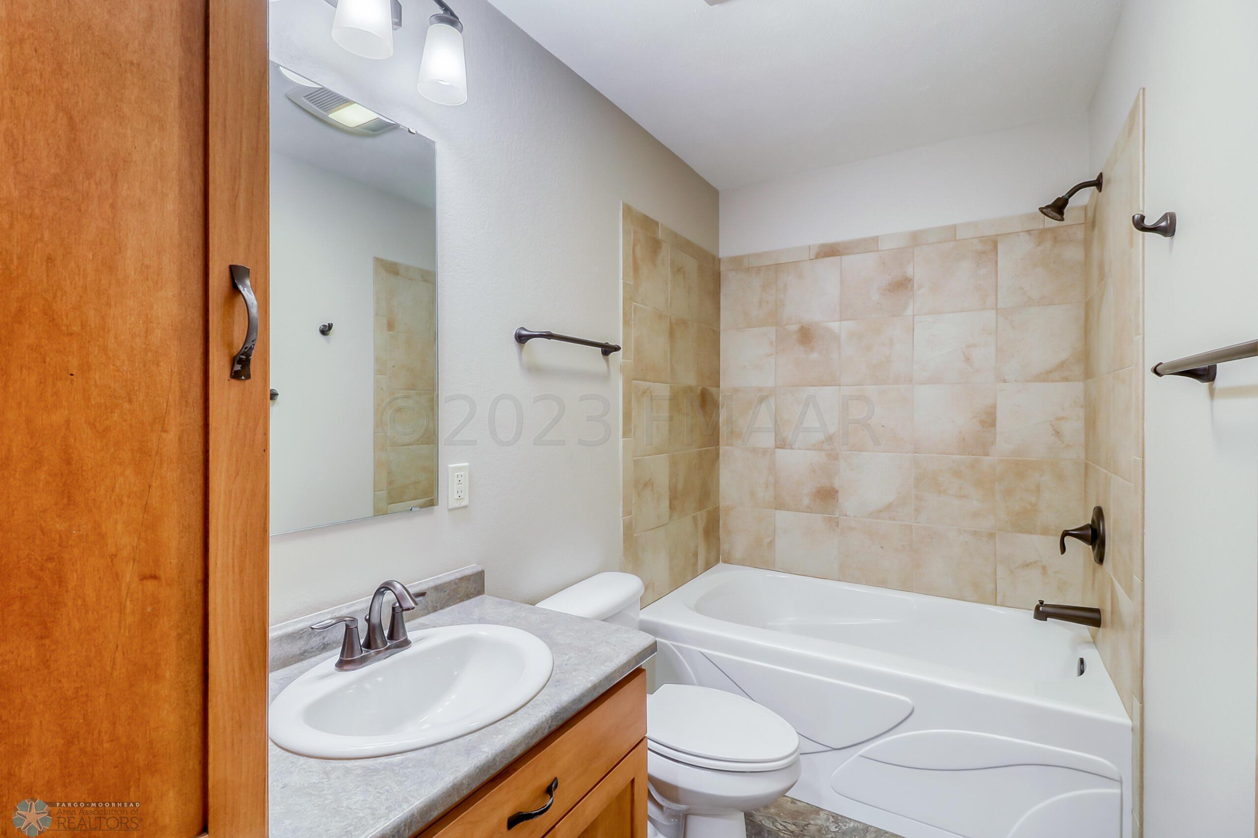 Bathroom1_1