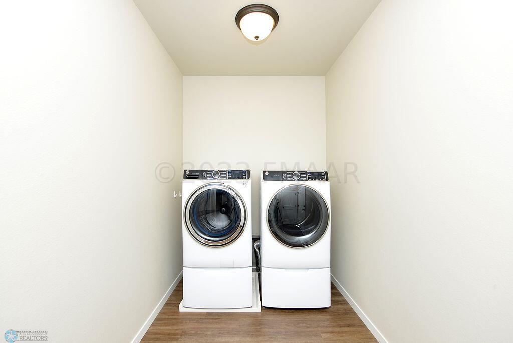 Large Back Entry Mud Room