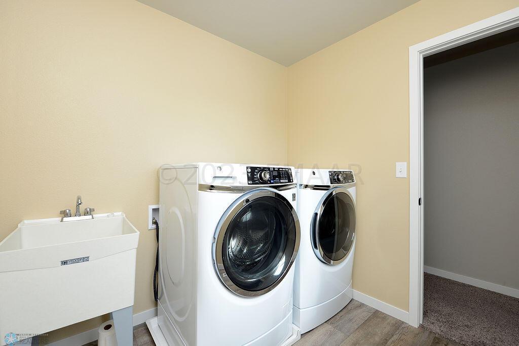Upper Laundry Room