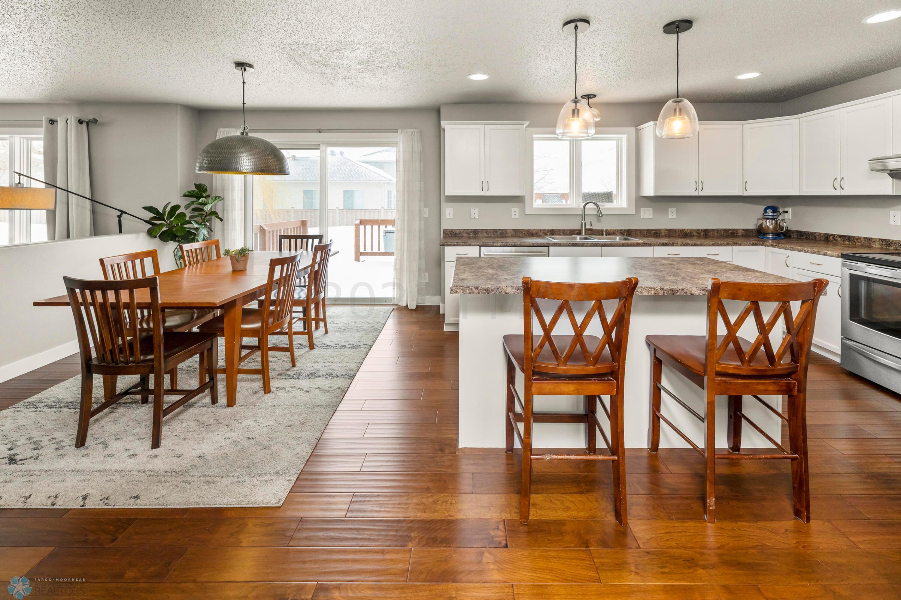 Kitchen/Dining