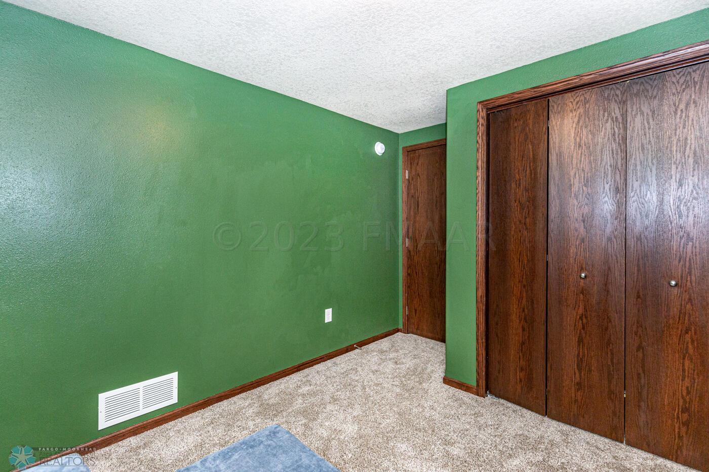 Lower Level Bedroom/Office