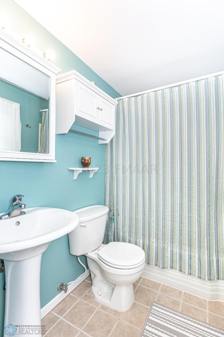 Upstairs Full Bath